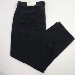 AMERICAN EAGLE Mom Jean Rocker Black Women's Sz 18 S